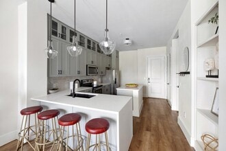 Building Photo - 1508 Blodgett St