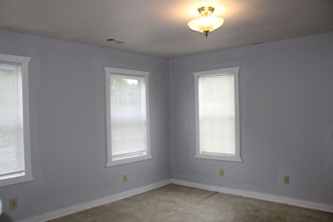 Foto del edificio - 537 Watkins St