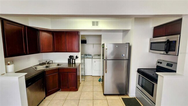Foto del edificio - 2601 SW Archer Rd