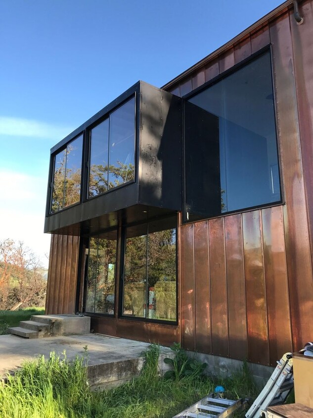 Building Photo - Charming 2BR House in Garberville