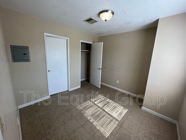 Building Photo - 9310 Rd 236