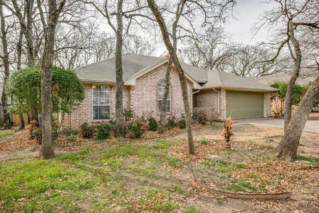 Building Photo - 2508 Oak Park Dr