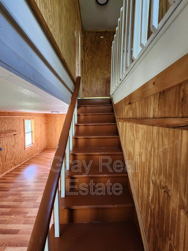 Building Photo - 109 Osage St