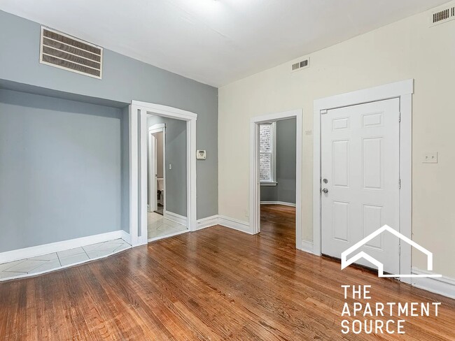 Foto del edificio - 1426 S Avers Ave