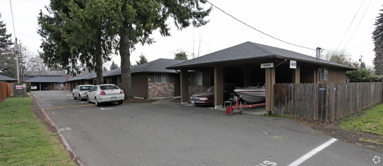 Foto del edificio - 3332-3408 E 18th St