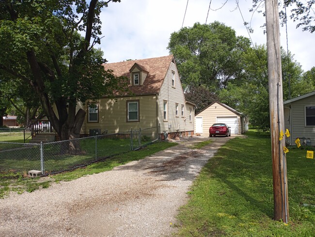 Foto del edificio - 1715 S Coolidge Ave