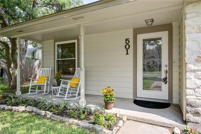 Building Photo - 501 Elm Ct