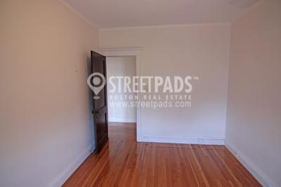 Building Photo - 2 bedroom in Malden MA 02148