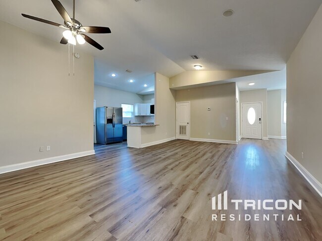 Foto del edificio - 39 Wood Acre Ln