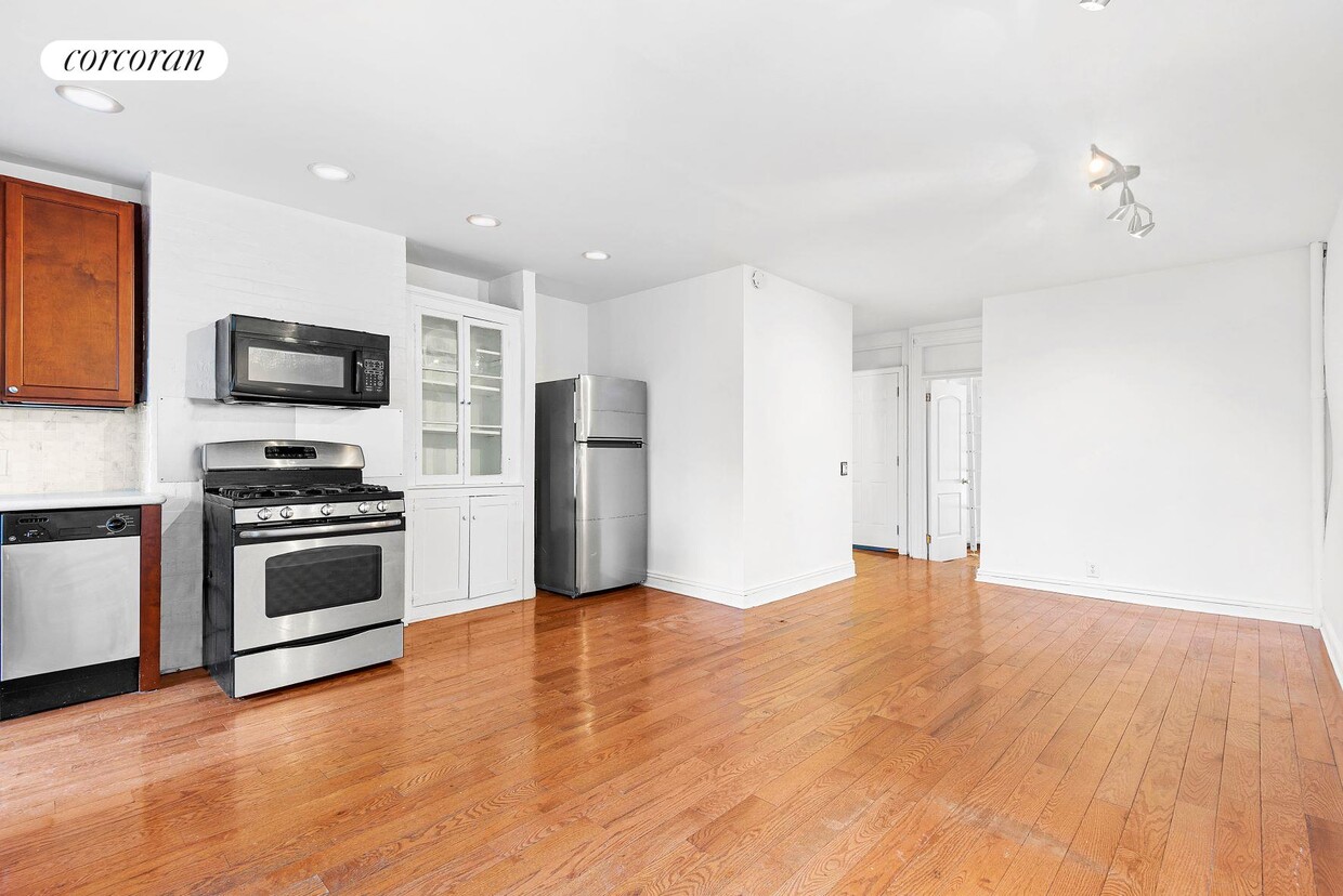 Building Photo - 359A 14th St