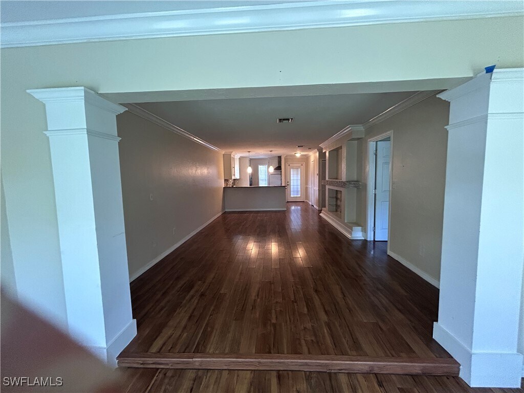 Foto principal - 730 111th Ave N