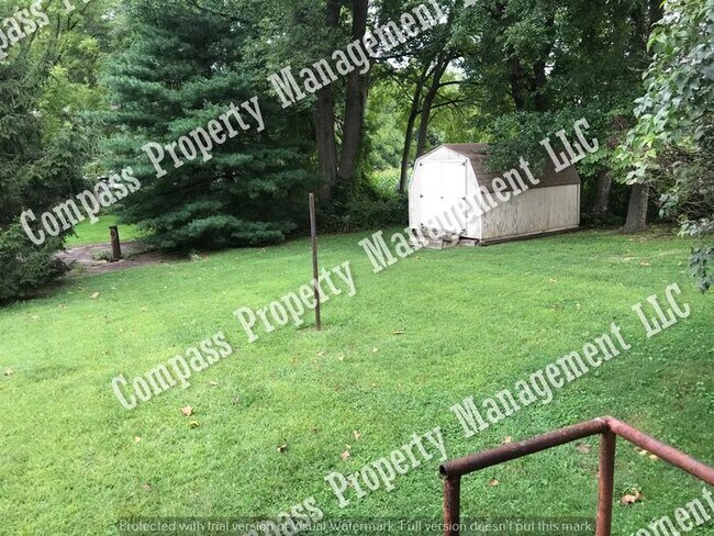 Building Photo - $995 - 2 Bed, 1 Bath - Parkesburg