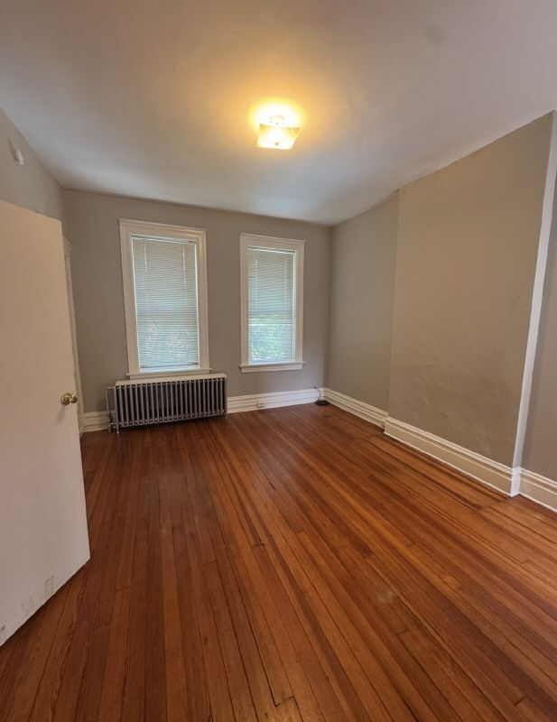 Foto del edificio - 3449 Crittenden St
