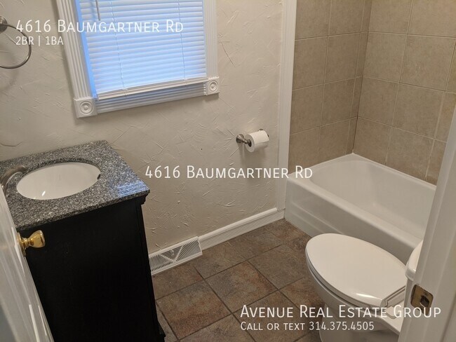 Building Photo - Freshly Rehabbed Home