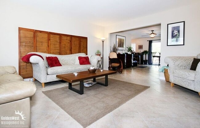 Building Photo - Stylish 3Bdm 2Ba Home in Cardiff by the Sea!