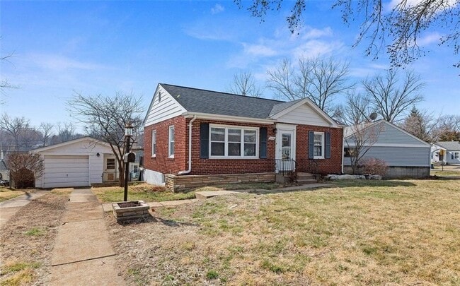 Building Photo - 10228 St Arsene Ln