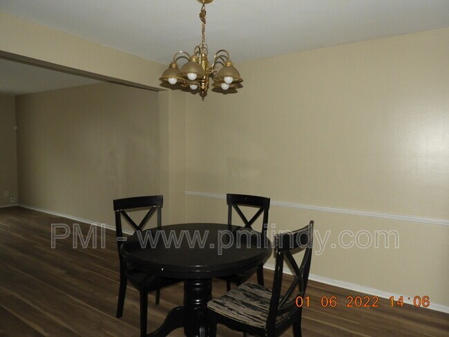 Foto del edificio - 4004 N Brentwood Dr