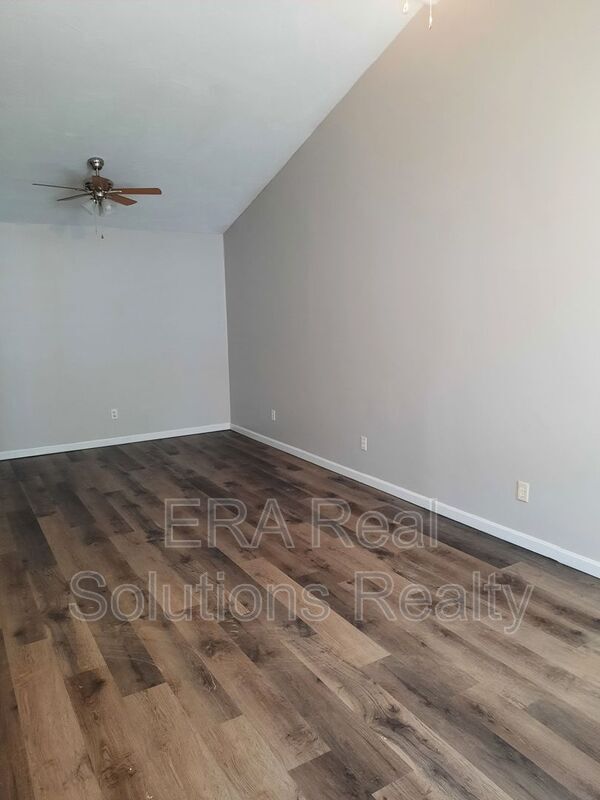 Foto del edificio - 245 Sycamore St