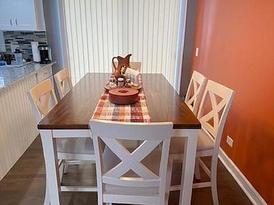 Building Photo - Newly remodeled home for a single family