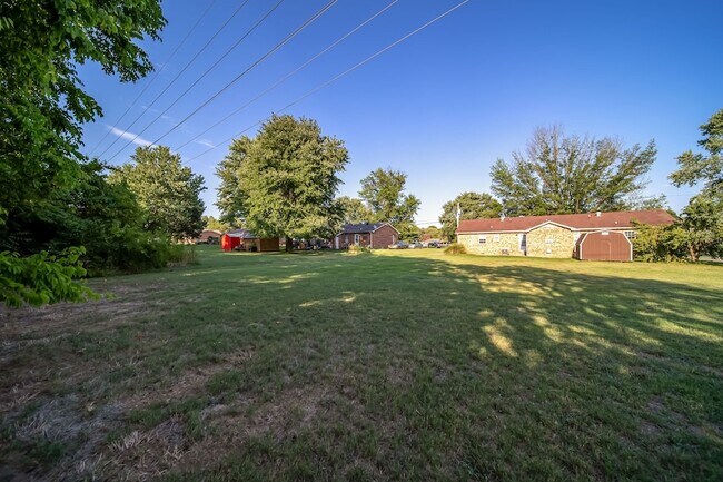 Foto del edificio - 1184 Meadowview Dr