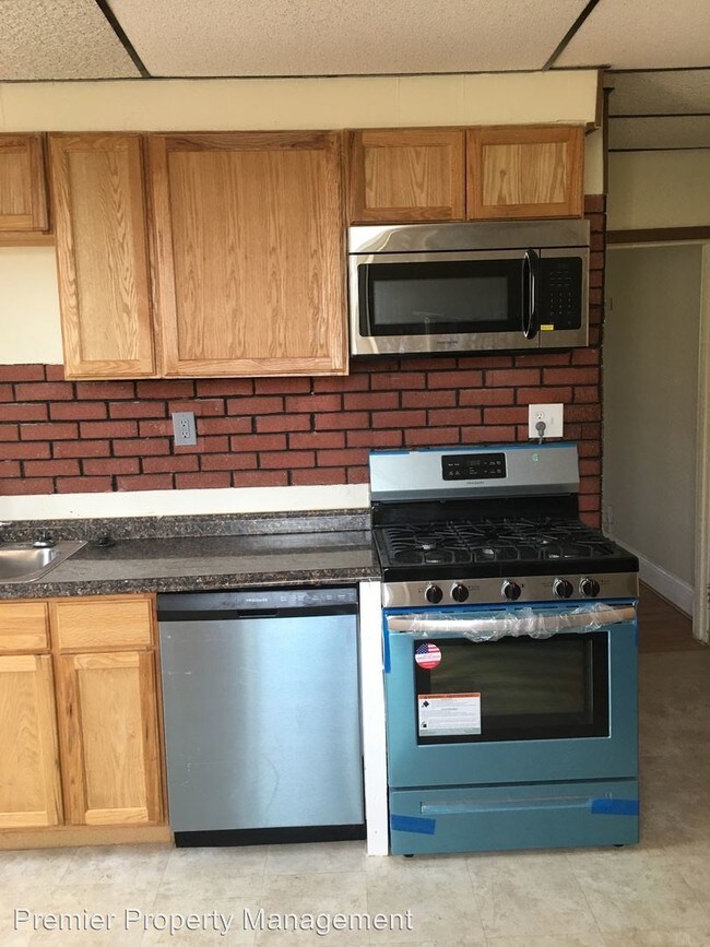 Building Photo - 3 br, 1 bath House - 2747 Wilkens Avenue