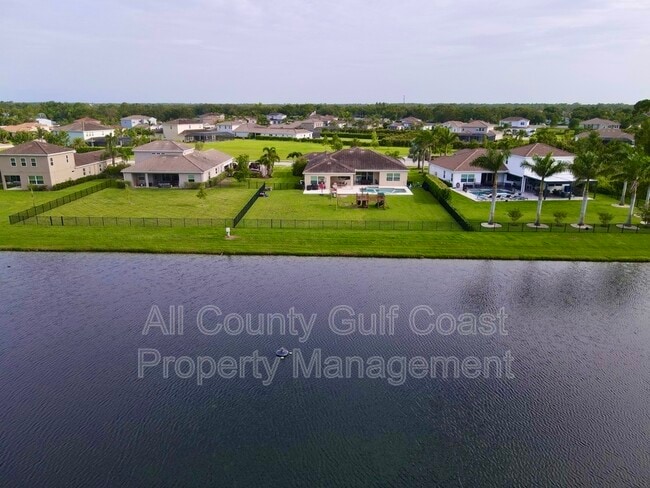 Building Photo - 7460 Ripetta St