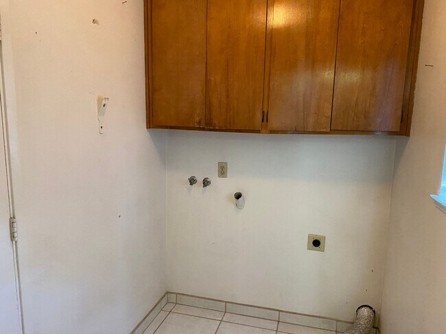 Foto del edificio - 3 Bedroom 2 Bath Home