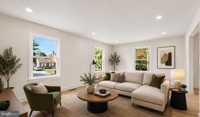 Foto del edificio - 11700 Chantilly Ln