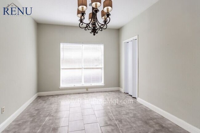 Building Photo - This Summer Special is Heating Up!: $200 o...