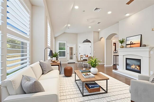 Building Photo - 12208 Fairway Cove