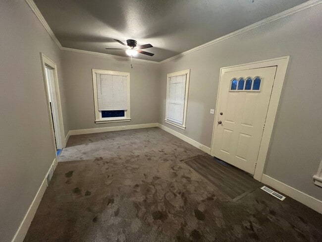 Foto del edificio - 305 SE Everett St