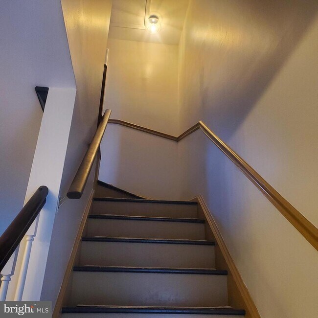 Foto del edificio - 1700 Quietree Dr