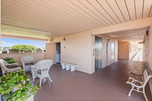 Foto del edificio - 2515 NE 2nd Ct