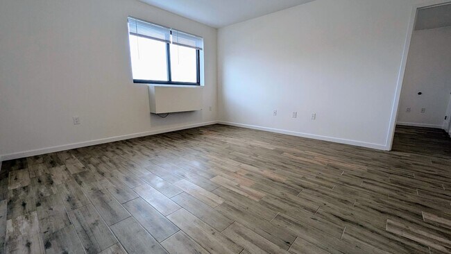 Foto del edificio - 31-72 31st Street, B