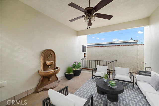 Building Photo - 377 Roycroft Ave