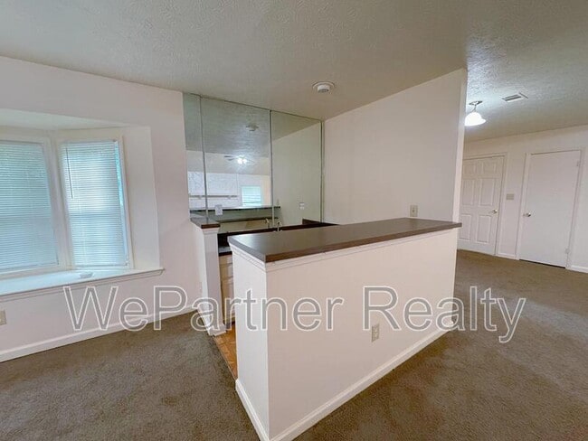 Building Photo - 7416 Dartmouth Ct