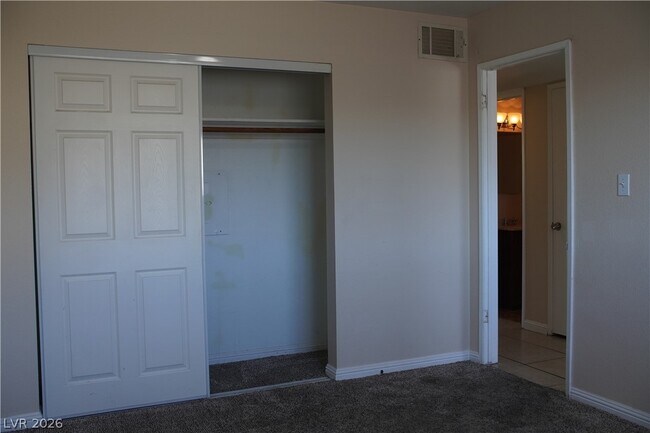 Building Photo - 212 Orland St