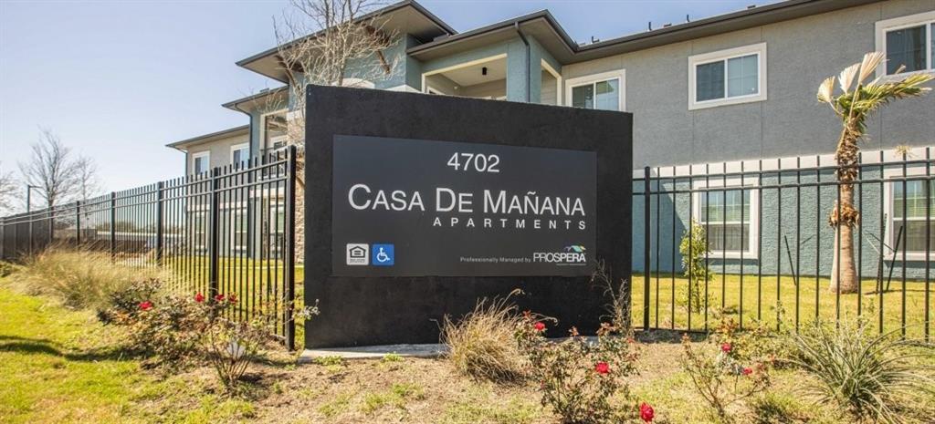 Foto principal - 4702 Old Brownsville Rd