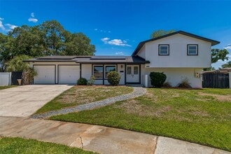 Building Photo - 7111 Gateway Ct