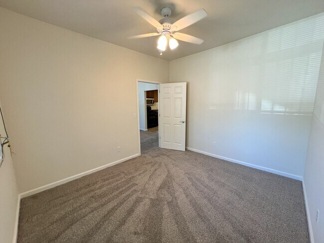 Foto del edificio - Beautiful 3 bedroom, 1 bathroom home locat...