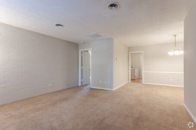 1BR, 1BA - 950SF Classic - Living Area - Morganton Arms Apartments
