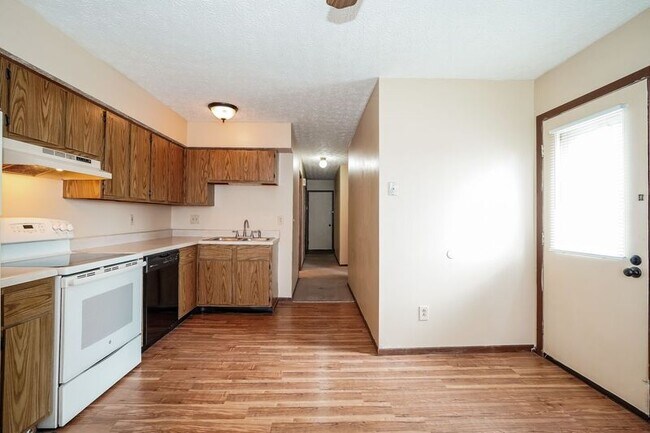 Foto del edificio - 2510 Thimbleberry Rd