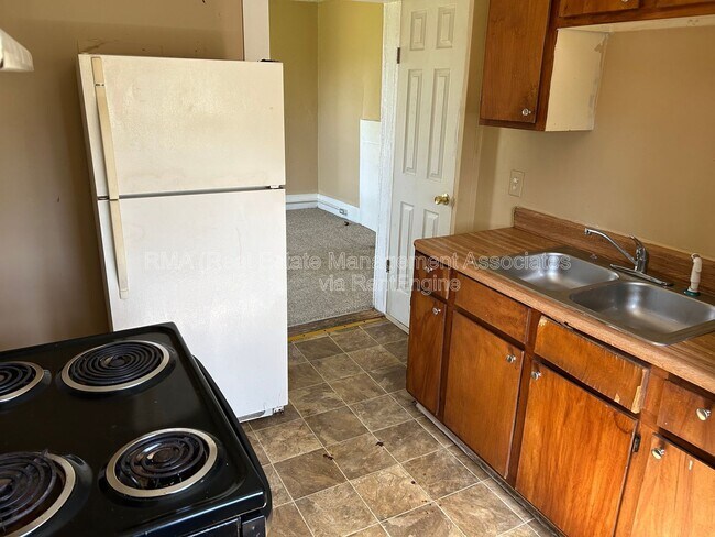 Foto del edificio - 493 New Ln St