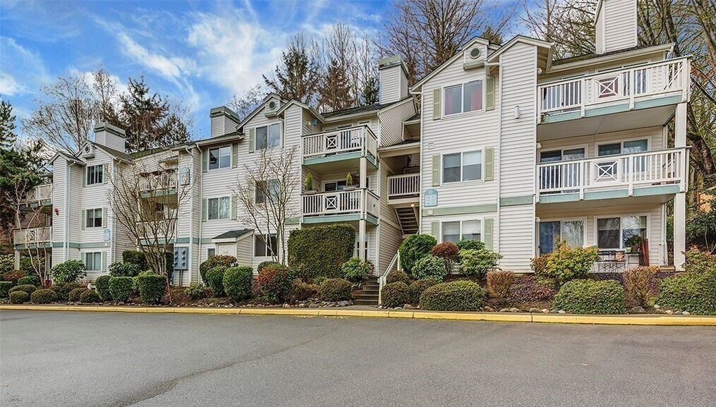 9910 NE 137th St, Kirkland, WA 98034 Townhome Rentals in Kirkland WA