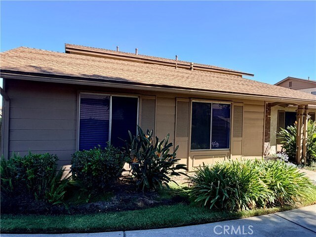 Foto del edificio - 1425 Forest Glen Dr