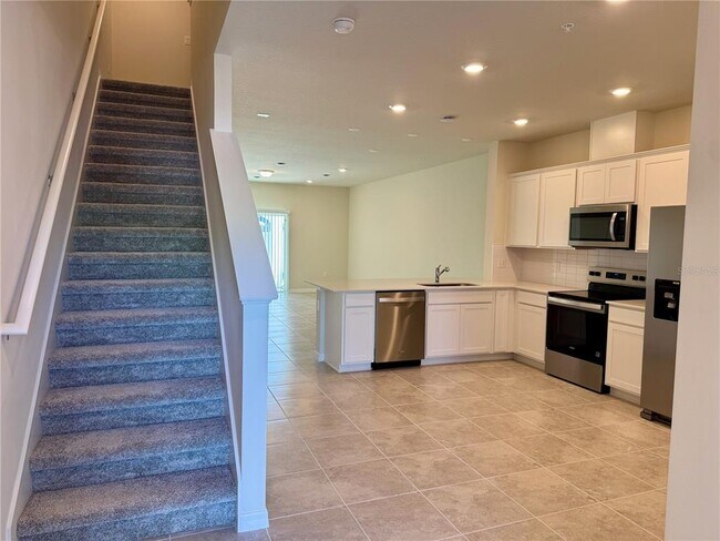 Building Photo - 3059 Emerald Acrs Ln