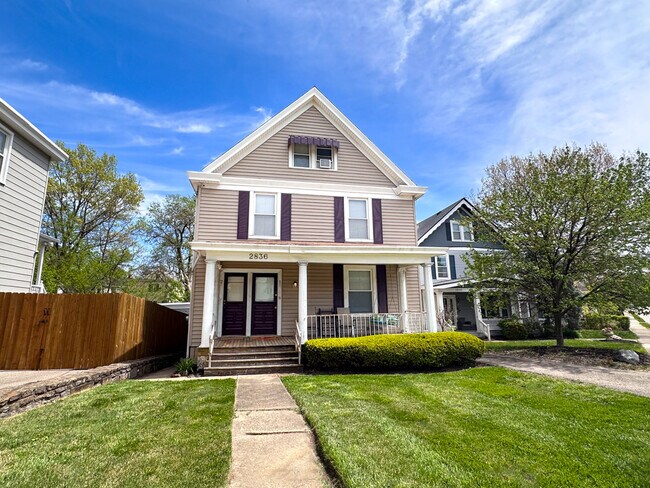 Building Photo - 2836 Linwood Ave