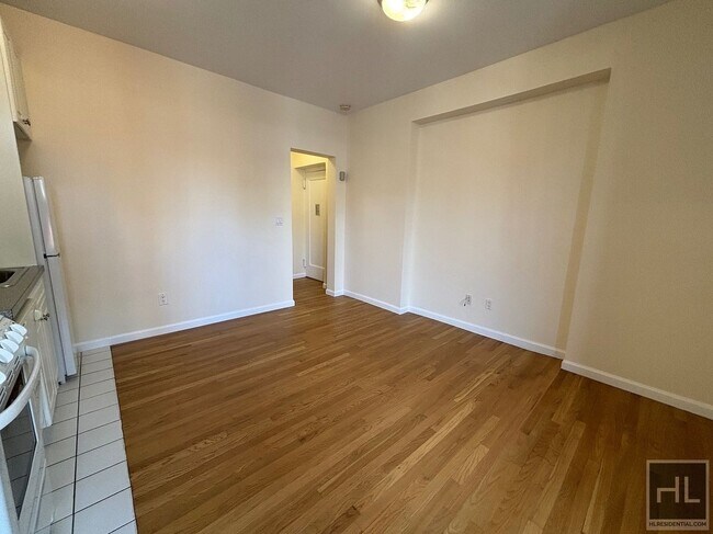 Foto del edificio - WEST 72 STREET