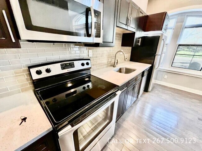 Foto del edificio - 4100 Parkside Ave