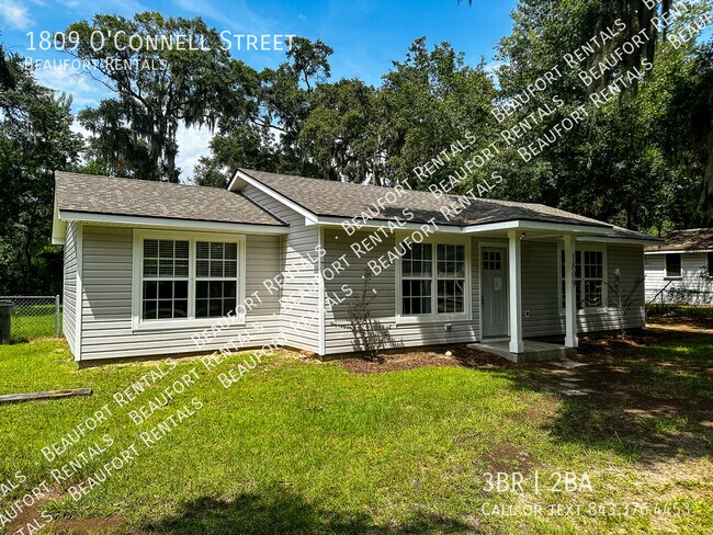 Building Photo - 1809 O'Connell Street, Downtown Beaufort